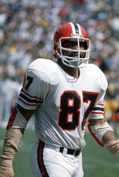 Hall of Famer and Falcons Ring of Honor member Claude Humphrey passes away  at 77