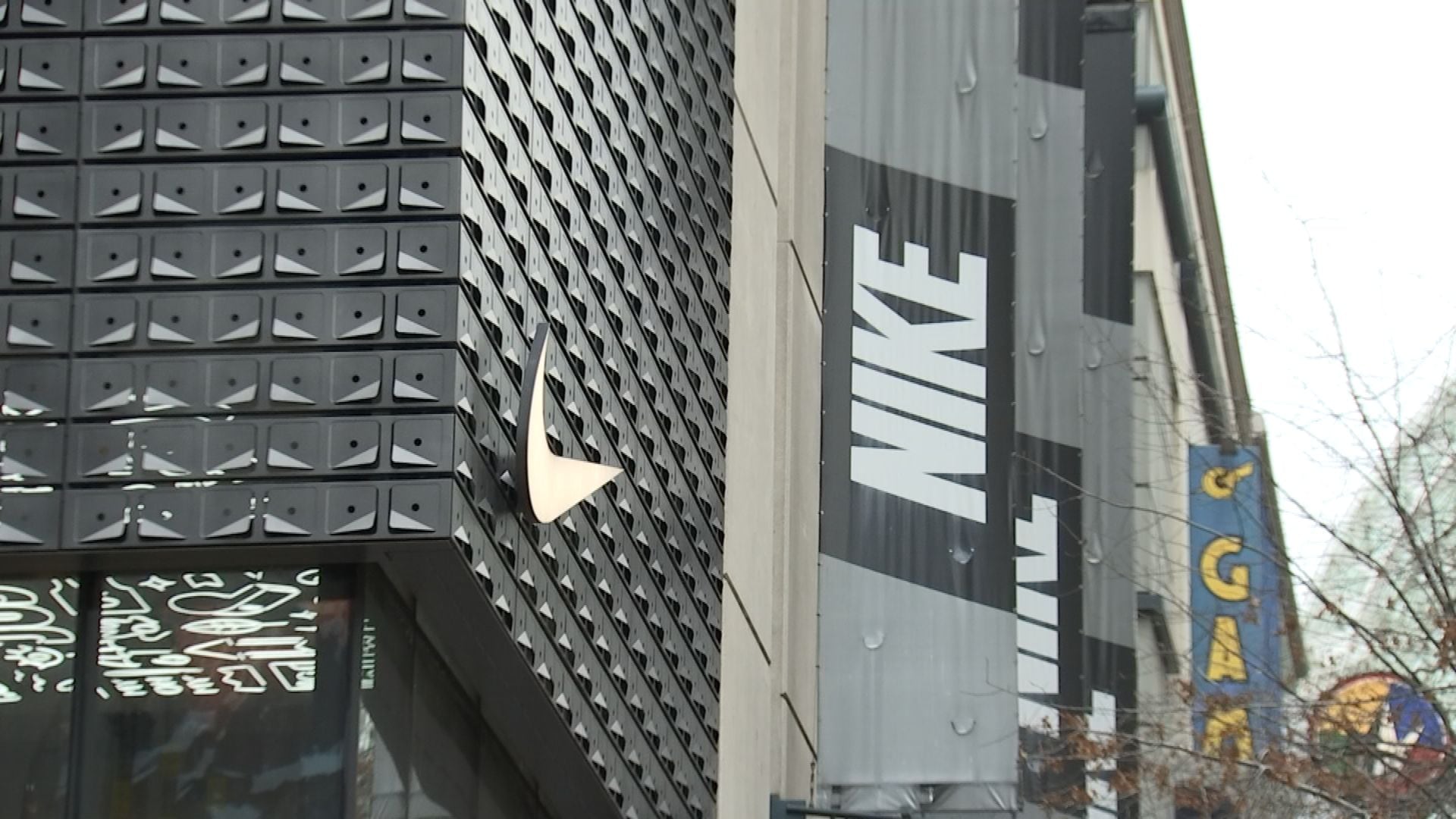 bijgeloof Verzamelen koepel Nike closes downtown Seattle store that first opened in 1996 – KIRO 7 News  Seattle