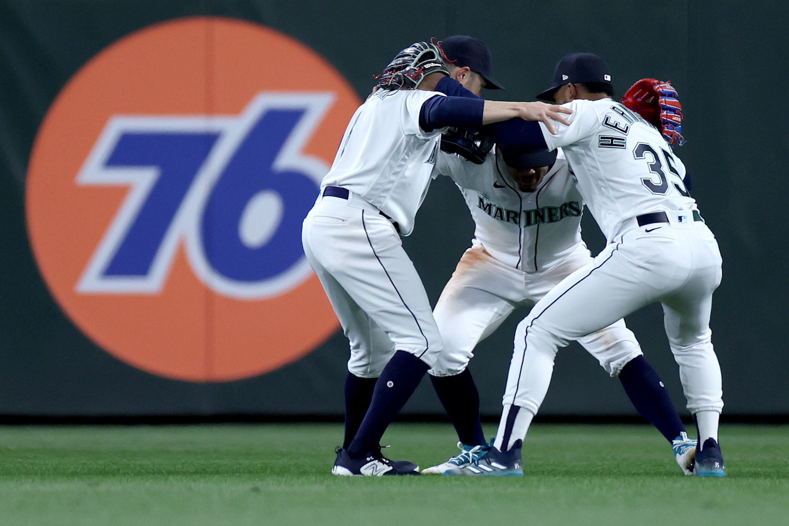 Seattle Mariners' Hernandez, Pollock homer twice in win over Los Angeles  Angels