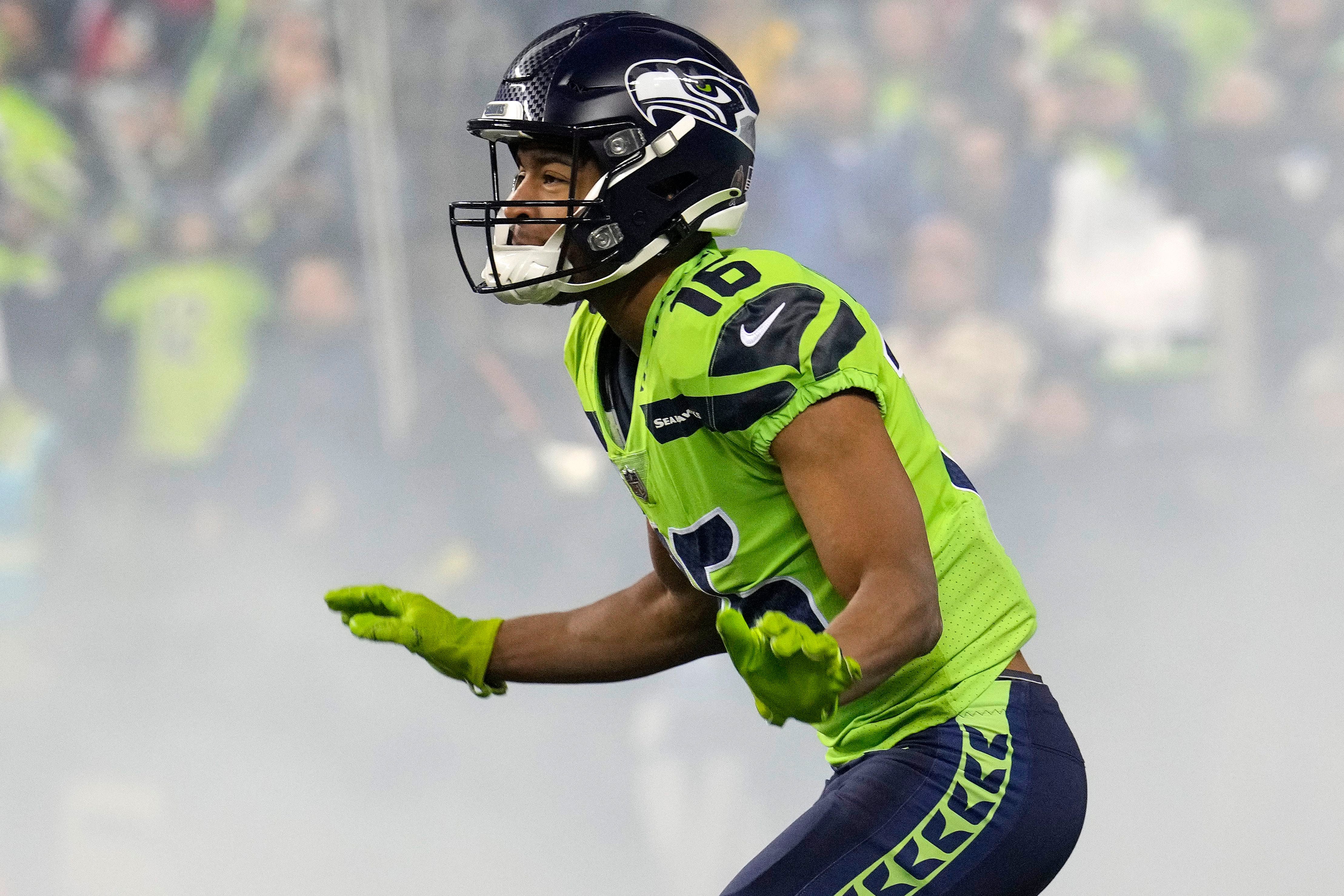 Seahawks' Lockett out vs. Chiefs after hand surgery