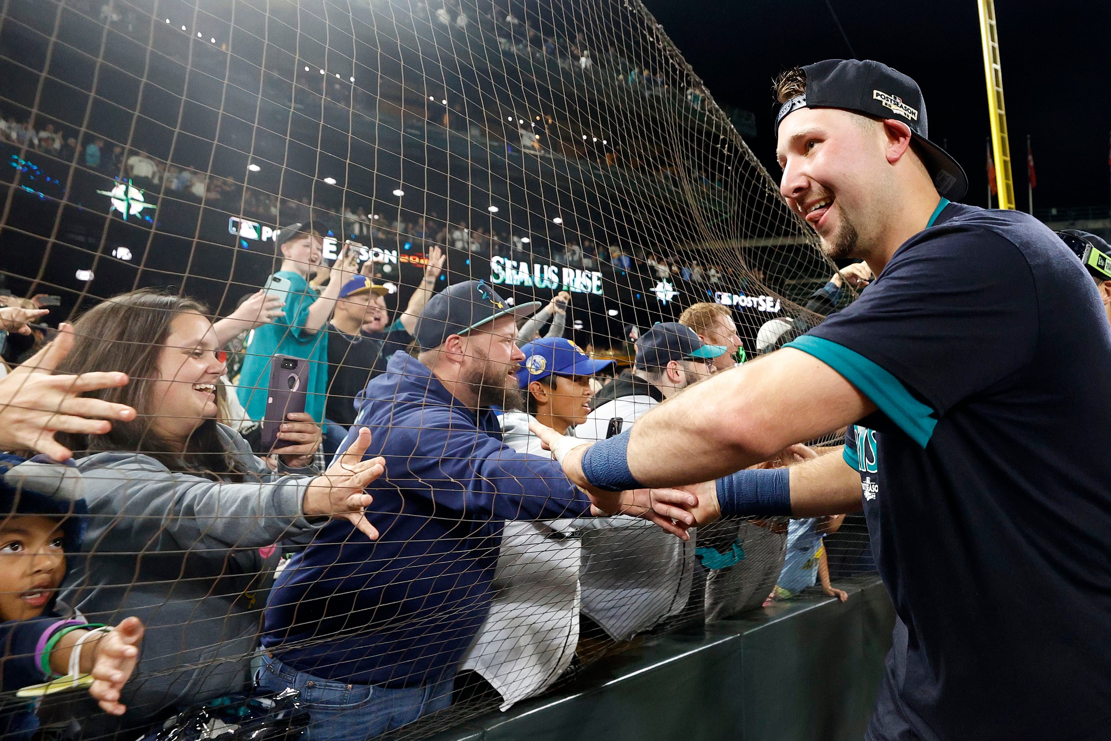 Inside the Mariners' clubhouse for a playoff-clinching celebration 21 years  in the making