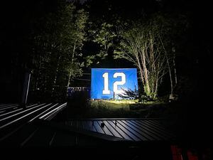 The story behind the massive 12th Man flag along I-90 near Issaquah – KIRO  7 News Seattle