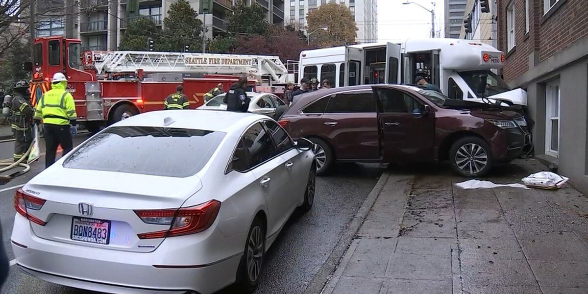 King County Metro Access bus crashes into building near downtown Seattle