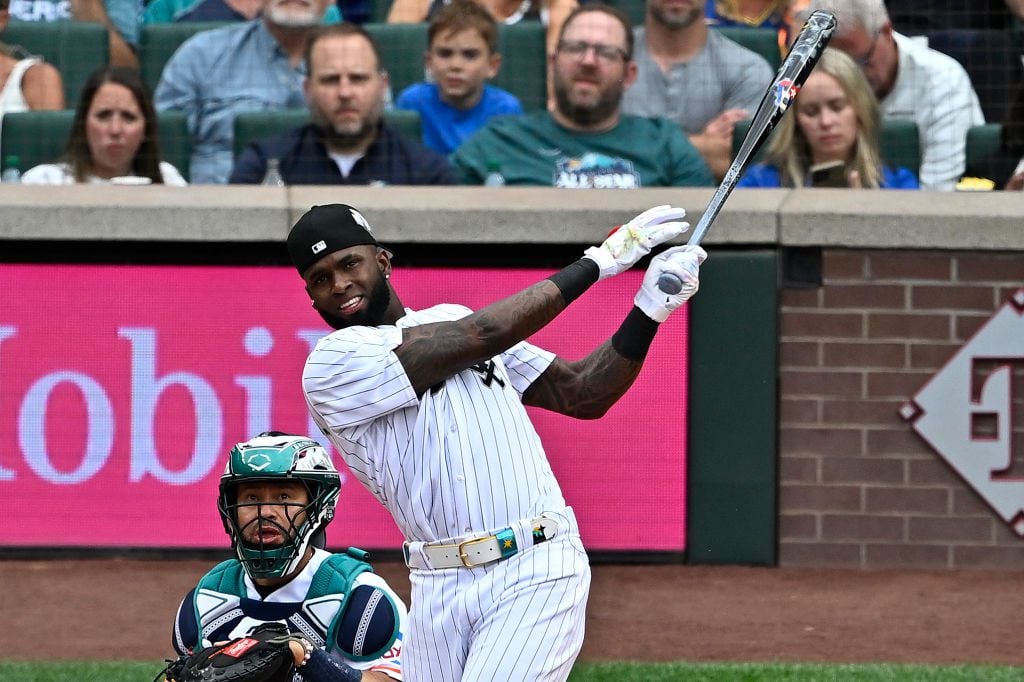 Vladimir Guerrero Jr. wins Home Run Derby 16 years after his father's  victory – NBC Sports Philadelphia