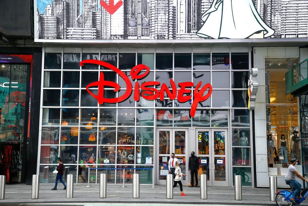 The Disney Store at Oak Park Mall to close by March 24