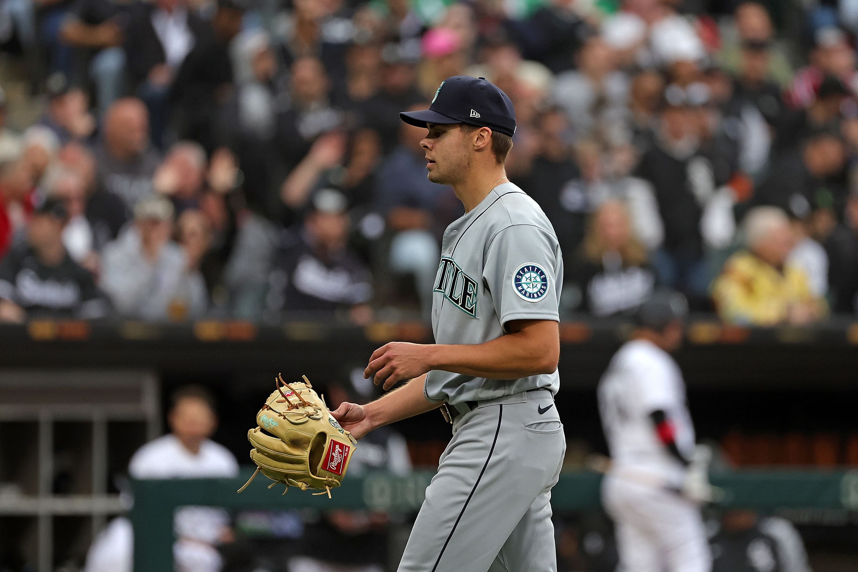 Red-hot Luis Torrens hits two homers to power Mariners past White Sox