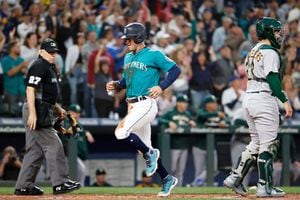 Mariners produce sensational comeback to advance in playoffs – KION546