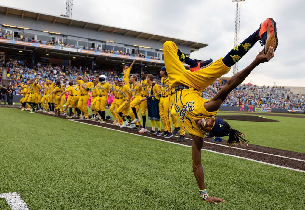 Savannah Bananas: Houston to host traveling baseball team in 2024