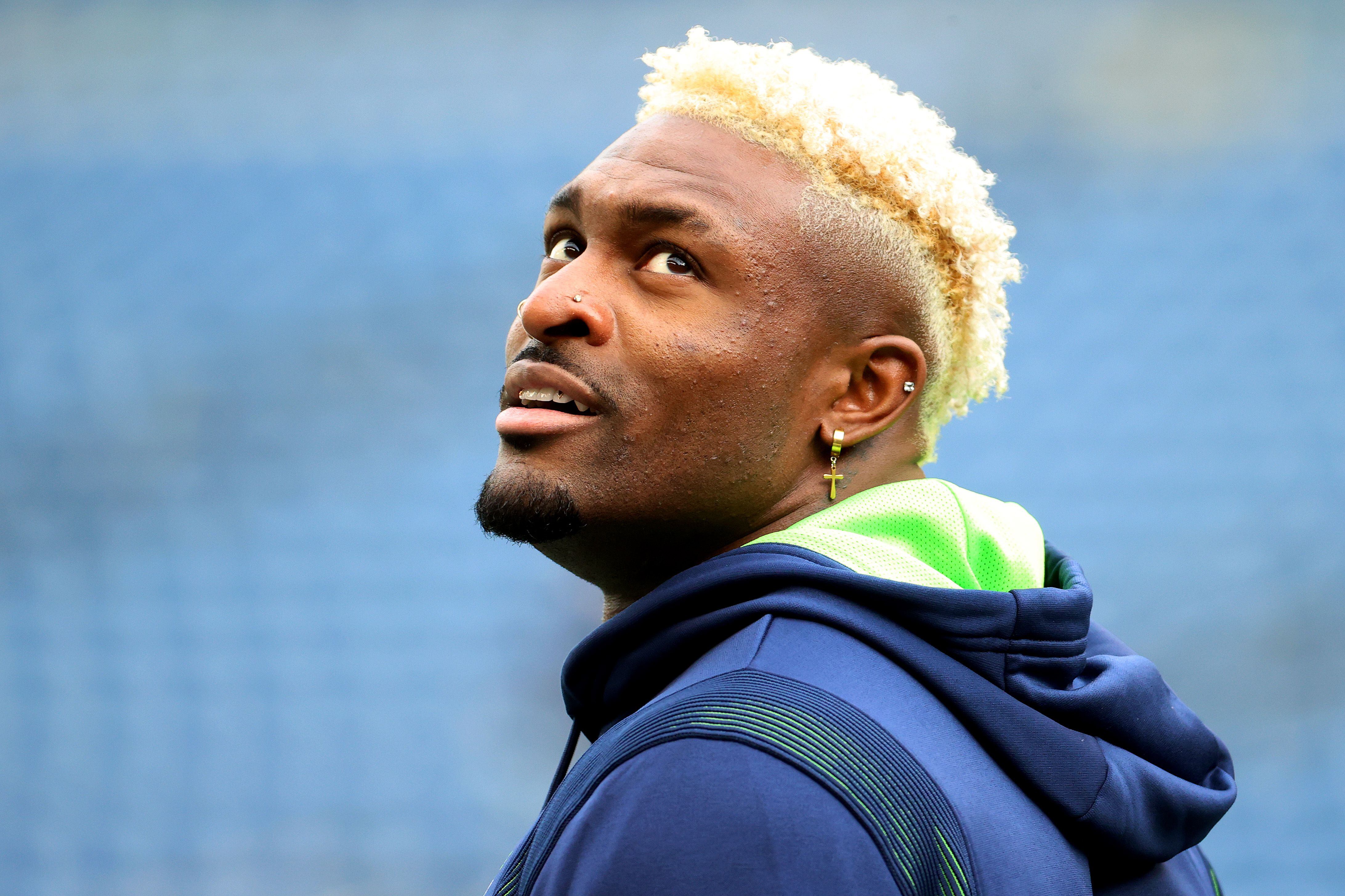 Wide receiver DK Metcalf of the Seattle Seahawks warms up before the  News Photo - Getty Images