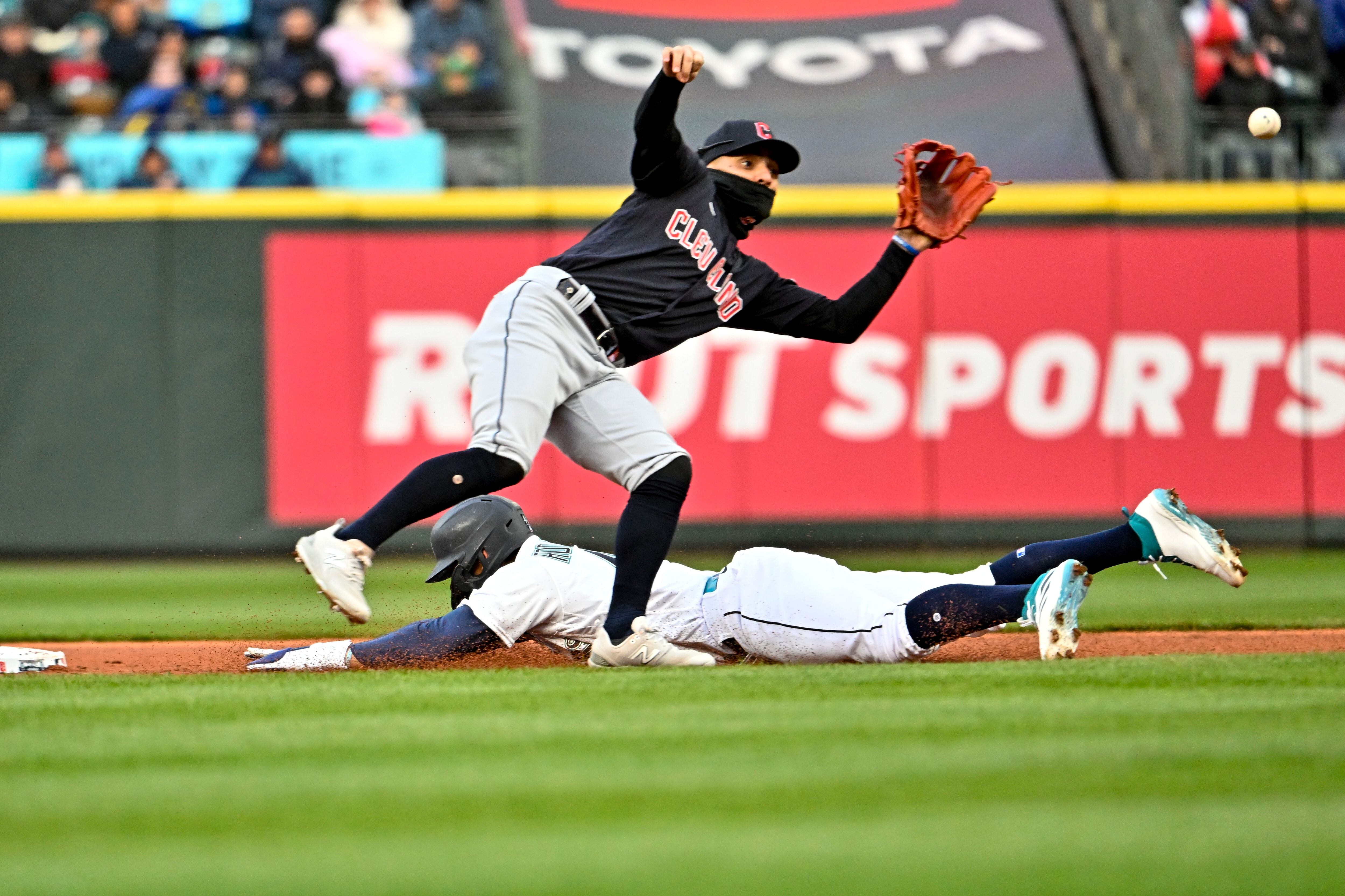 Cleveland Guardians lose to Seattle Mariners, Cal Quantrill struggles