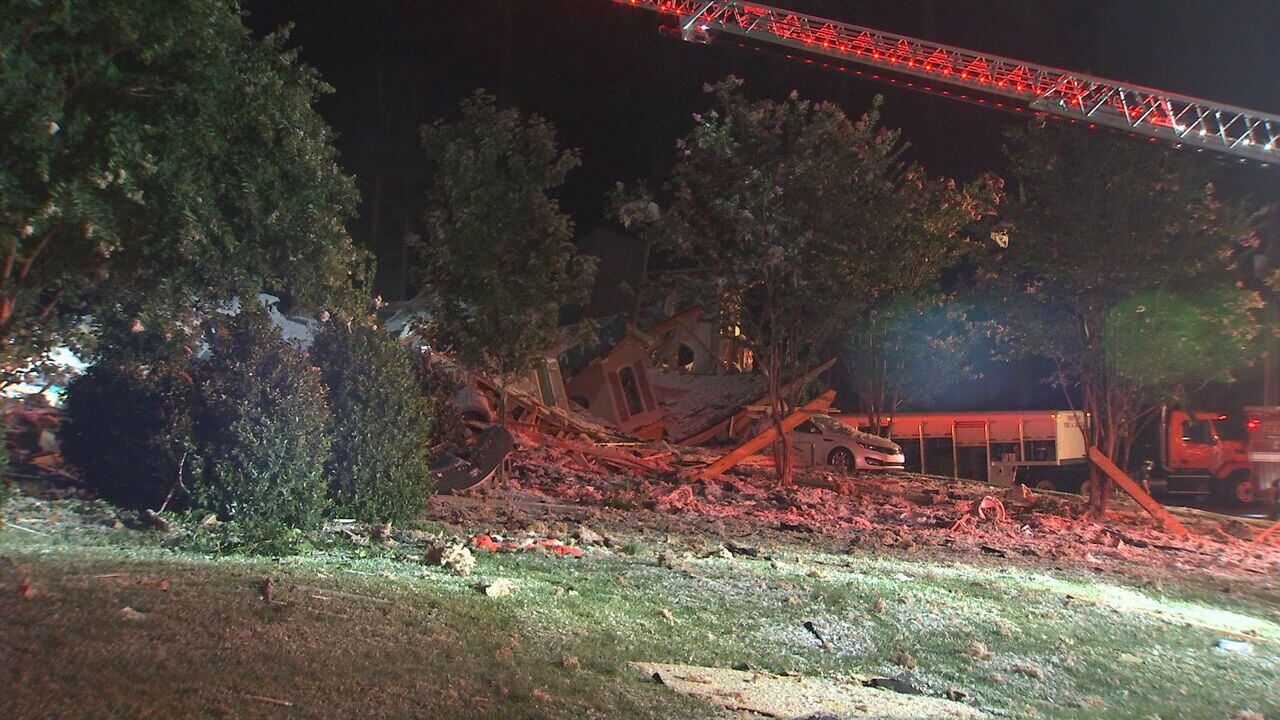 Father of Titans CB Caleb Farley killed in home explosion : r/ Tennesseetitans