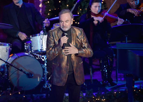 Sweet Caroline,' sweet deal: Neil Diamond sells song rights to Universal  Music – KIRO 7 News Seattle