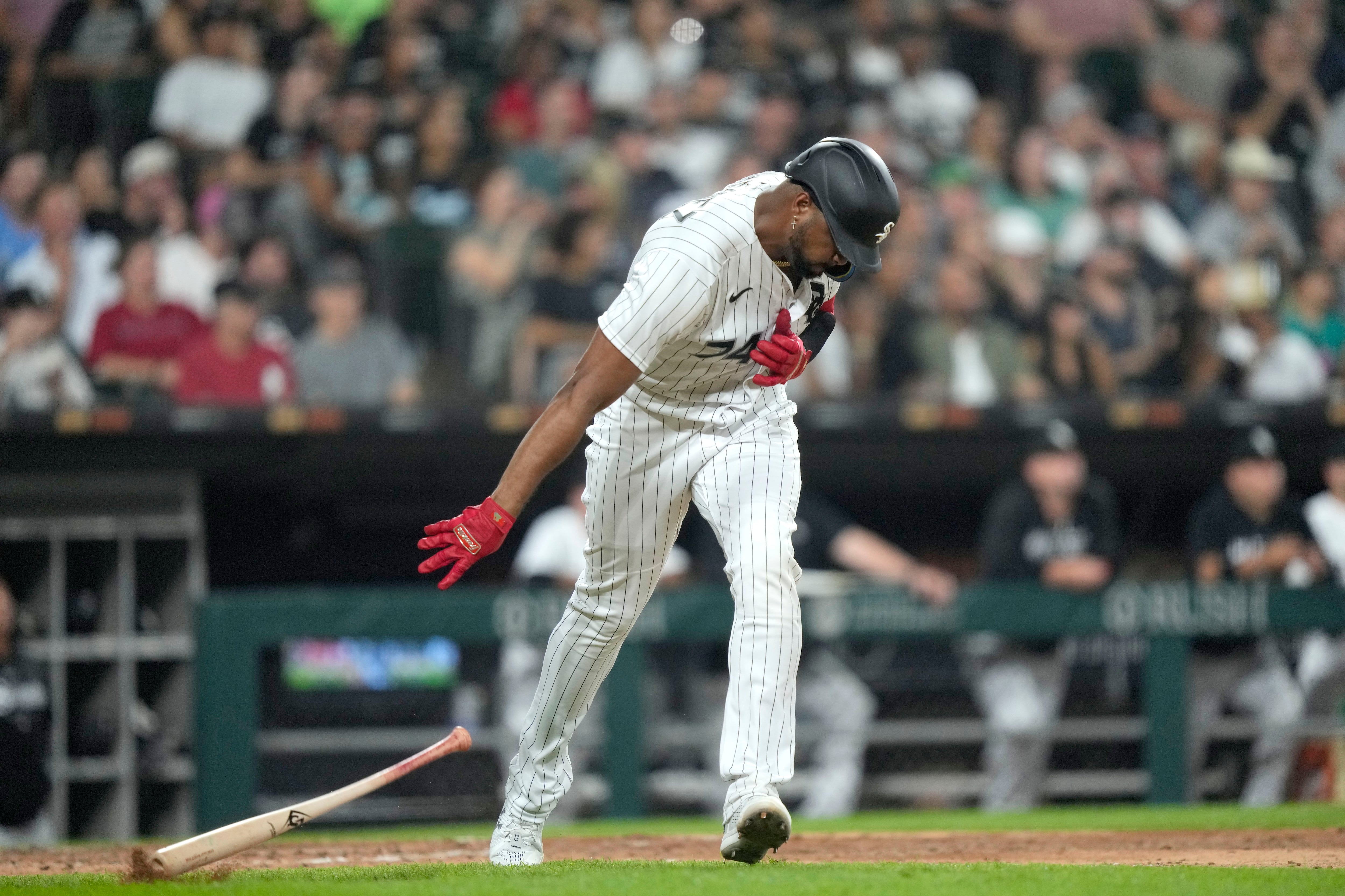 MLB: Mariners beat White Sox 6-3 to match season high with 8th straight win  on Tuesday